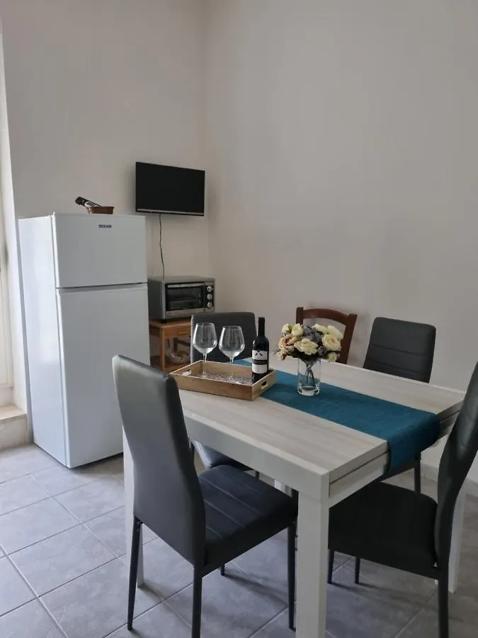 Apartment Smile - Appartamento Con Giardino Cagliari Italy